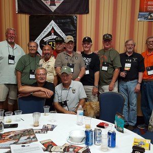 Meet your Posher, Art